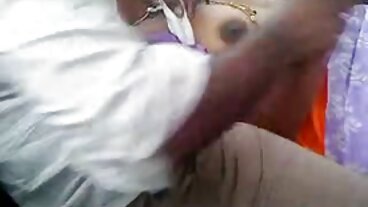الوسائد الحريرية وبي بي مواقع سكس حيوانات مع نساء سي ضخمة لـ Little Caprice