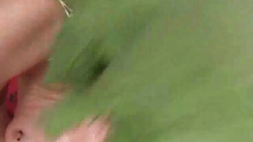 SISLOVESME Big Bad Stepbro يُقدم في عيد القديس موقع سكسي سويدي باتريك!